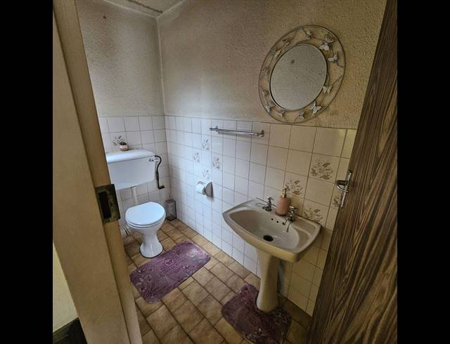 2 BEDROOM TOWNHOUSE FOR SALE IN BIRCHLEIGH
